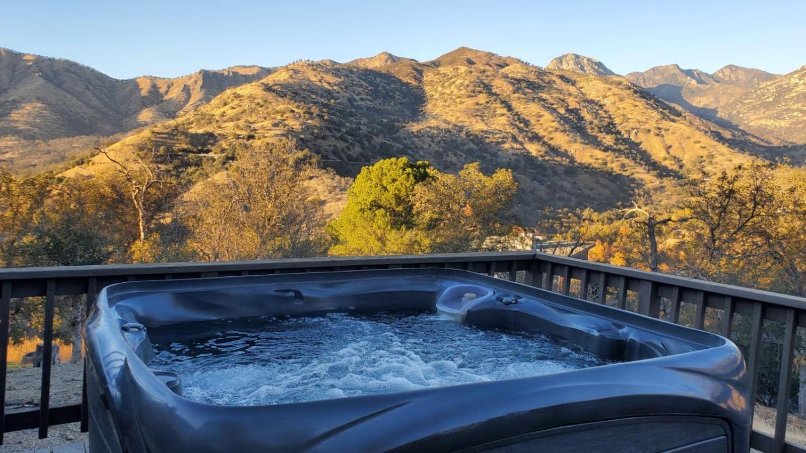 Willa Mountain View, Hot Tub, Open Kitchen, 10M To Sequoia Three Rivers Zewnętrze zdjęcie